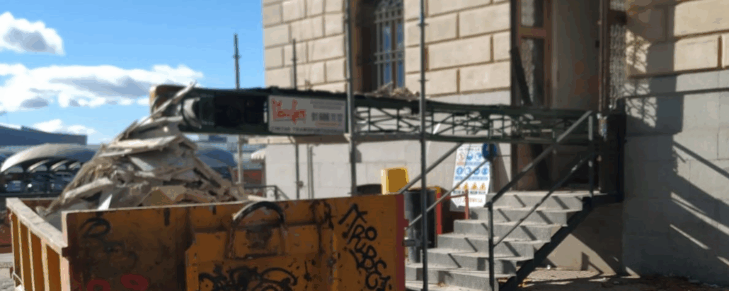 Instalar una cinta transportadora en tu obra qué debes tener en cuenta